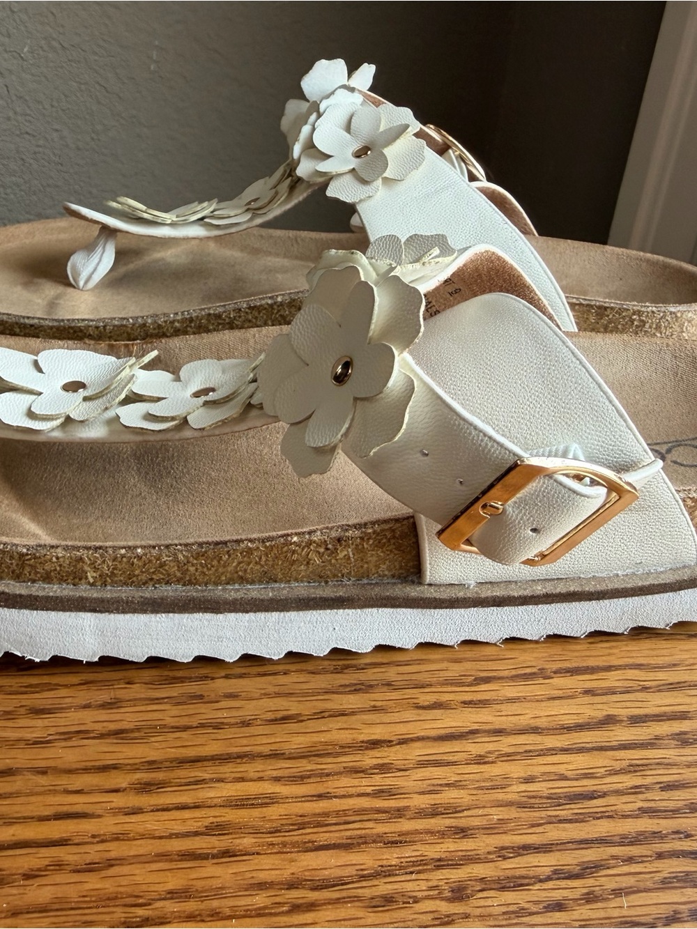 Corkys White Floral T-Strap Sandals with Gold Studs size 9 “Bless her heart” - Picture 2 of 6